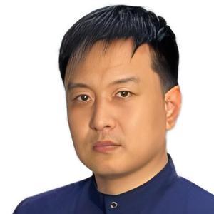 Ли Максим Михайлович